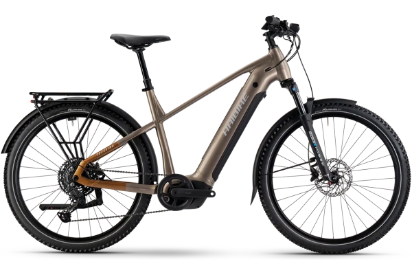 Työmatkapyöräilijöille ja retkeilijöille, jotka haluavat yhdistää mukavuuden ja suorituskyvyn. Haibike Trekking 6.5 High 27,5" 2025 sähköpyörä